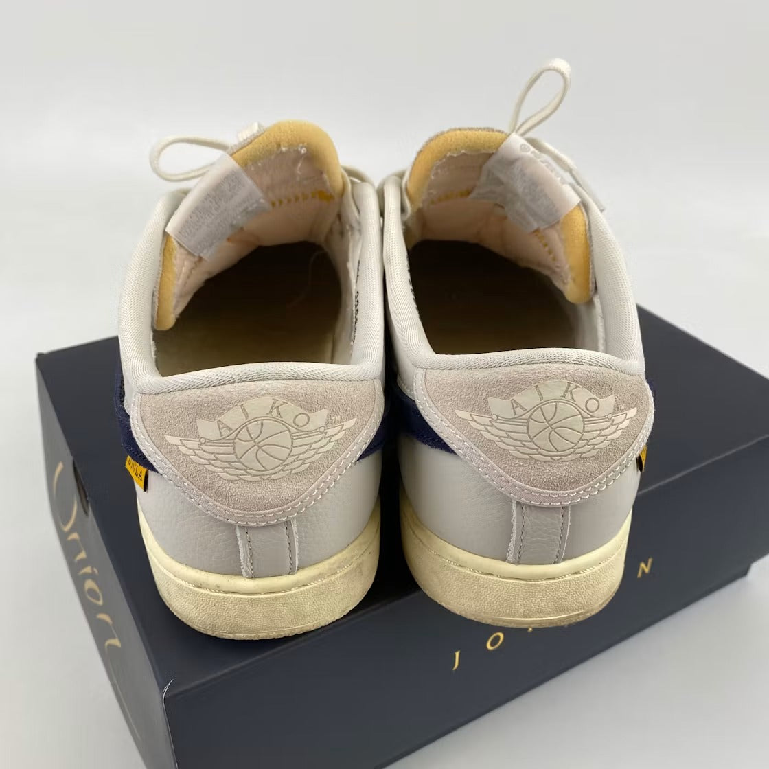 Used - Air Jordan 1 Retro AJKO Low SP Union Sail Leather - US M 9.5 - detail 5